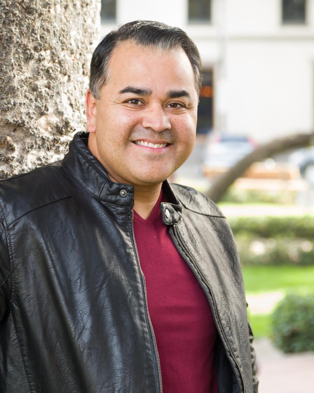  José L.